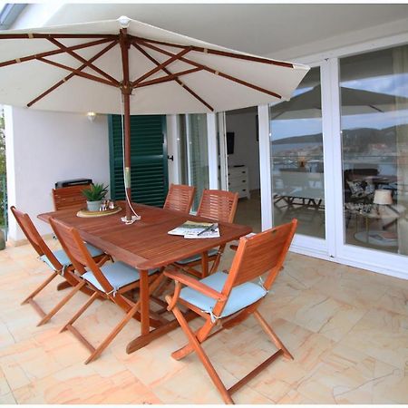 Seaview Apartment - Rogoznica โรกอซนิซา ภายนอก รูปภาพ